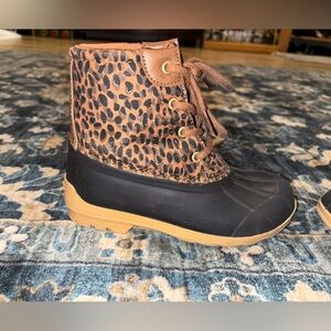 Sperry  Kid's Port Duck Boot Leopard Cheetah  Print Brown & Black Size 13 Girls